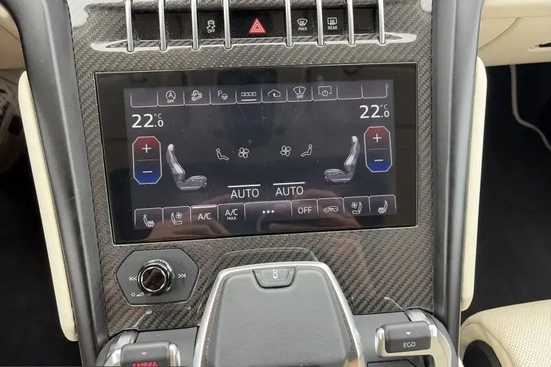 Lamborghini Urus din 2023 cu 38.104 km - oferta LAM246545 - foto 21