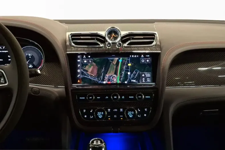 Bentley Bentayga din 2025 cu 15.000 km - oferta BEN246551 - foto 9