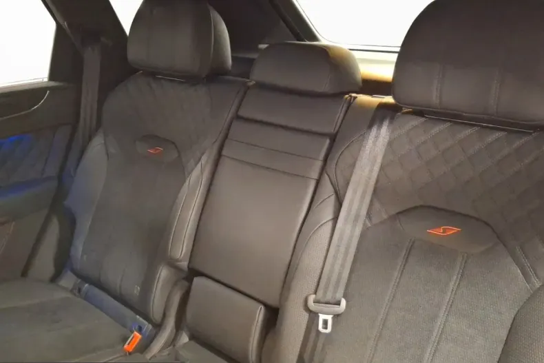 Bentley Bentayga din 2025 cu 15.000 km - oferta BEN246551 - foto 13
