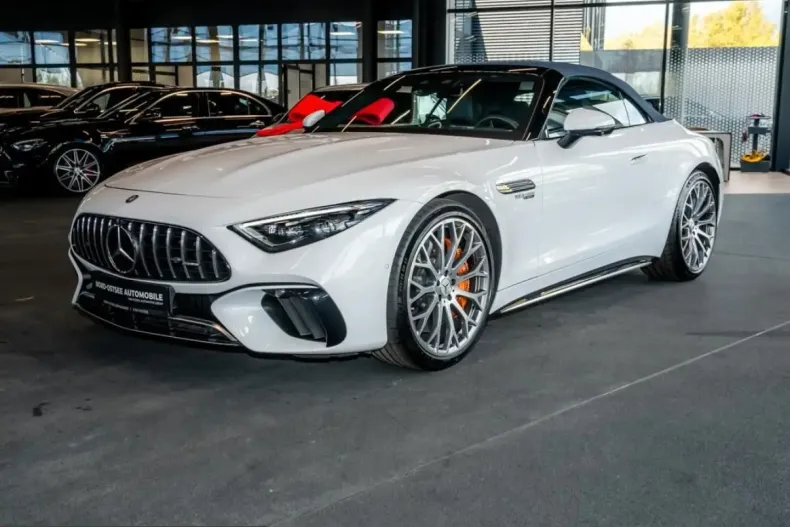 Mercedes-Benz SL 63 AMG (Clasa SL) din 2024 cu 9.286 km - oferta MER246554 - foto 1