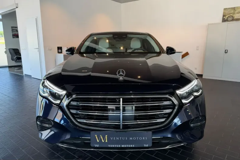 Mercedes-Benz E 300 (Clasa E) din 2025 cu 33.800 km - oferta MER246557 - foto 2