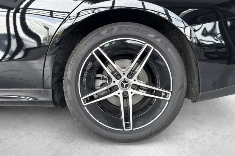 Mercedes-Benz E 220 (Clasa E) din 2025 cu 21.829 km - oferta MER246563 - foto 4
