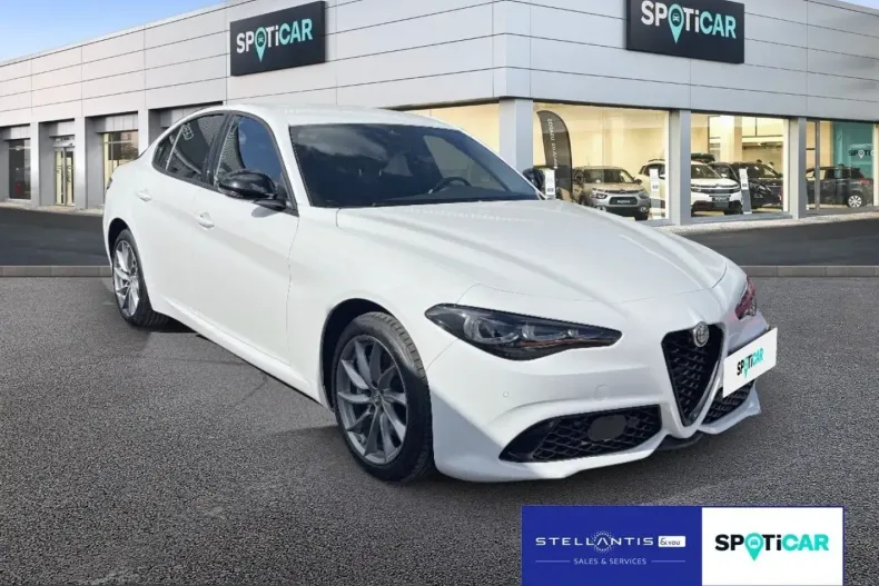 Alfa Romeo Giulia din 2024 cu 33.426 km - oferta ALF246575 - foto 1