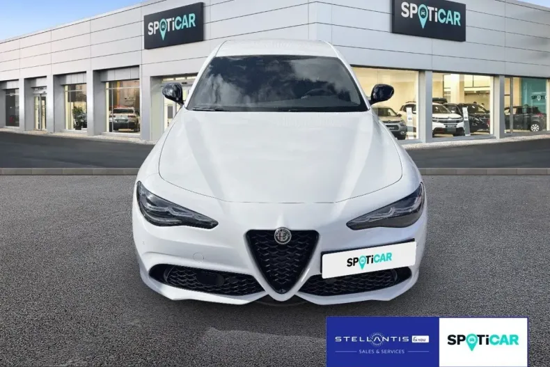 Alfa Romeo Giulia din 2024 cu 33.426 km - oferta ALF246575 - foto 3
