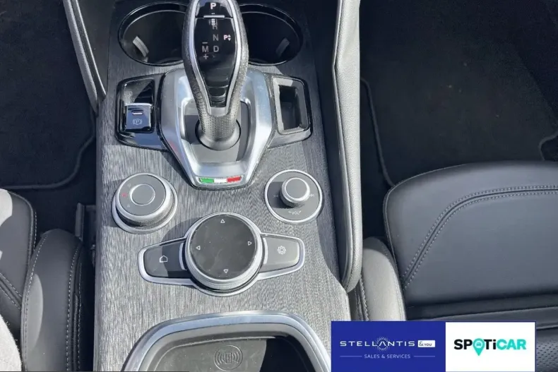 Alfa Romeo Giulia din 2024 cu 33.426 km - oferta ALF246575 - foto 15