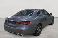 Mercedes-Benz E 300 (Clasa E) din 2022 cu 93.478 km - oferta MER246576 - foto 4