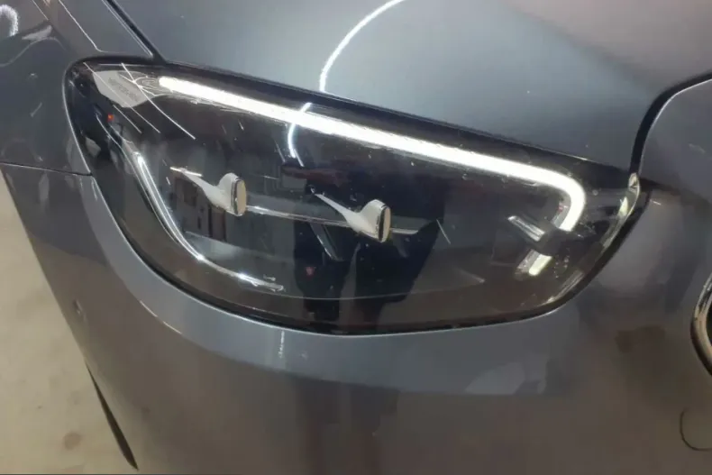 Mercedes-Benz E 300 (Clasa E) din 2022 cu 93.478 km - oferta MER246576 - foto 20
