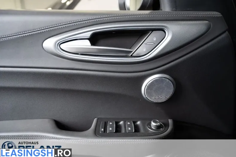 Alfa Romeo Giulia din 2024 cu 32.926 km - oferta ALF246578 - foto 13