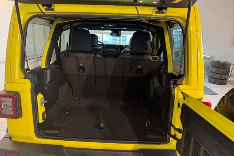 Jeep Wrangler din 2025 cu 12.158 km - oferta JEE246579 - foto 9