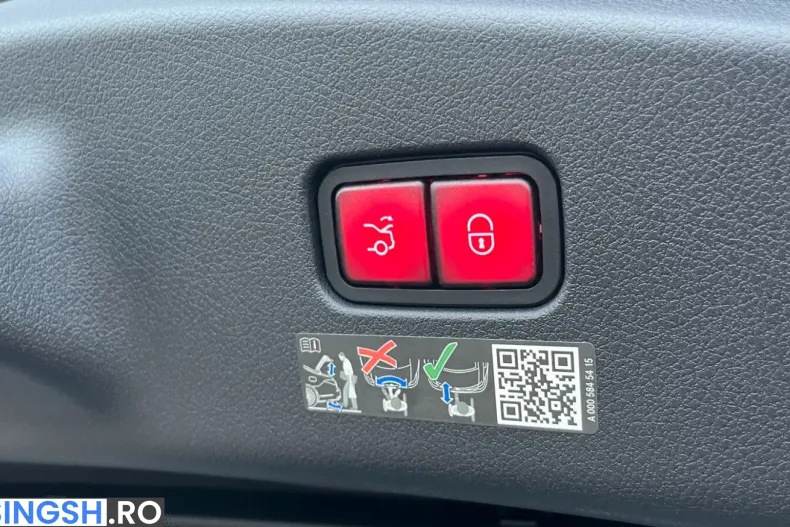 Mercedes-Benz CLE 300 (Clasa CLE) din 2025 cu 33.640 km - oferta MER246580 - foto 21