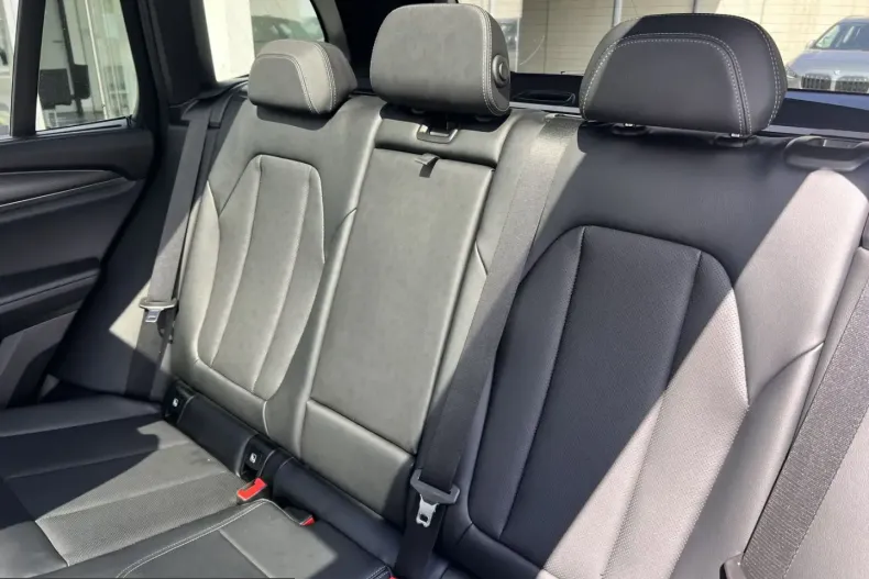 BMW X3 (Seria X) din 2023 cu 98.984 km - oferta BMW246617 - foto 18