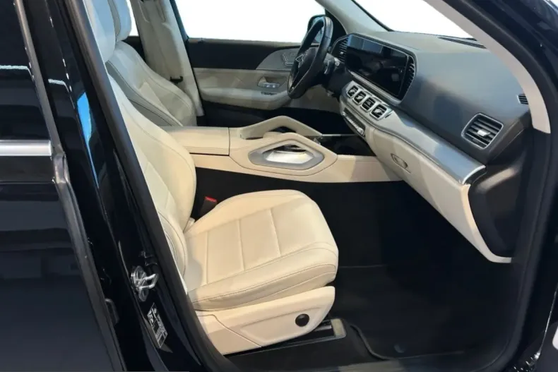 Mercedes-Benz GLE 350 (Clasa GLE) din 2025 cu 18.012 km - oferta MER246626 - foto 9