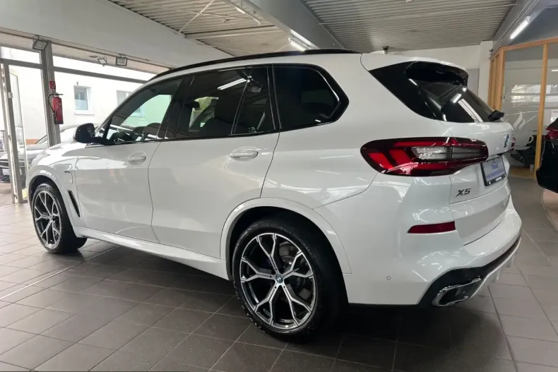 BMW X5 (Seria X) din 2022 cu 43.330 km - oferta BMW246628 - foto 3