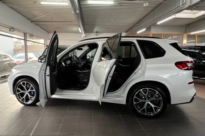 BMW X5 (Seria X) din 2022 cu 43.330 km - oferta BMW246628 - foto 8