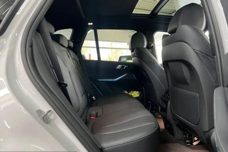 BMW X5 (Seria X) din 2022 cu 43.330 km - oferta BMW246628 - foto 16