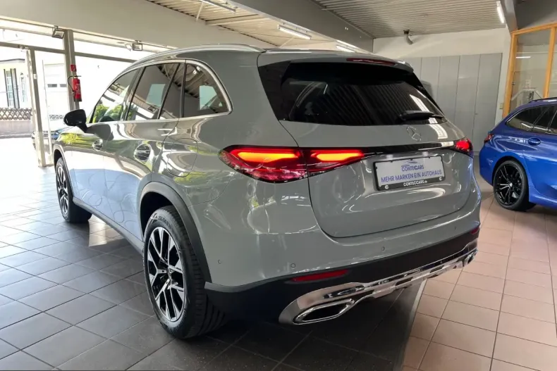 Mercedes-Benz GLC 300 (Clasa GLC) din 2025 cu 39.625 km - oferta MER246629 - foto 3