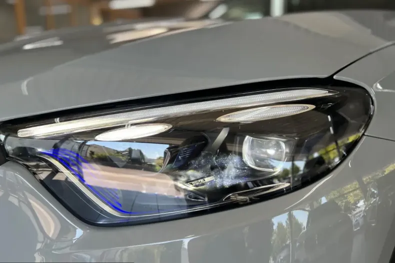 Mercedes-Benz GLC 300 (Clasa GLC) din 2025 cu 39.625 km - oferta MER246629 - foto 6