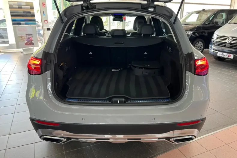 Mercedes-Benz GLC 300 (Clasa GLC) din 2025 cu 39.625 km - oferta MER246629 - foto 9