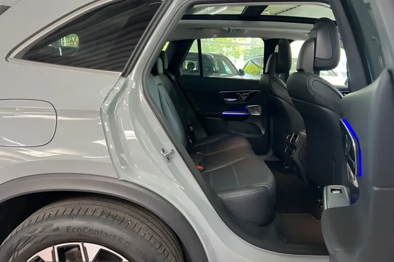 Mercedes-Benz GLC 300 (Clasa GLC) din 2025 cu 39.625 km - oferta MER246629 - foto 15