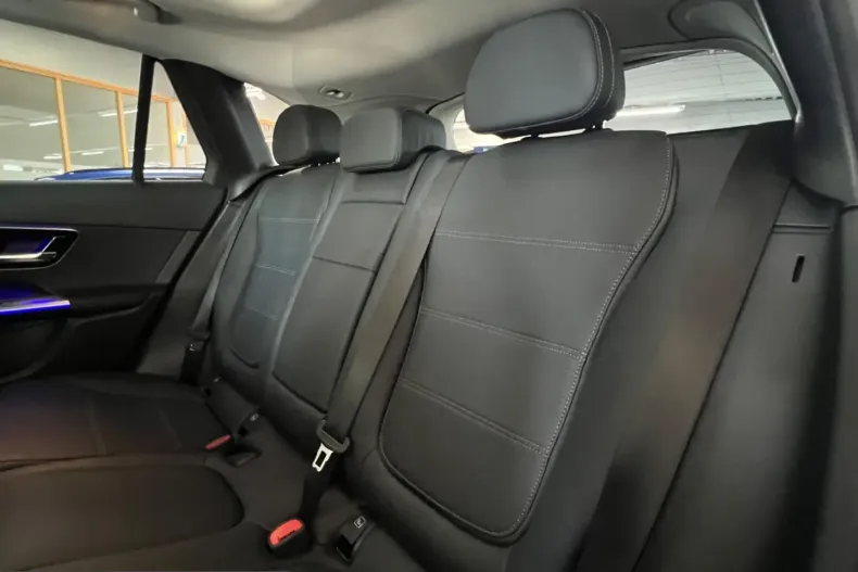 Mercedes-Benz GLC 300 (Clasa GLC) din 2025 cu 39.625 km - oferta MER246629 - foto 22