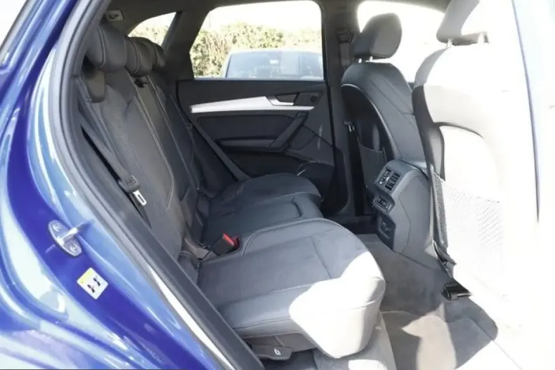 Audi Q5 din 2025 cu 12.080 km - oferta AUD246630 - foto 6