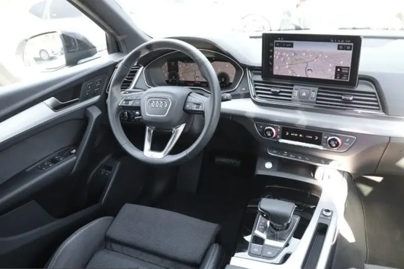 Audi Q5 din 2025 cu 12.080 km - oferta AUD246630 - foto 7
