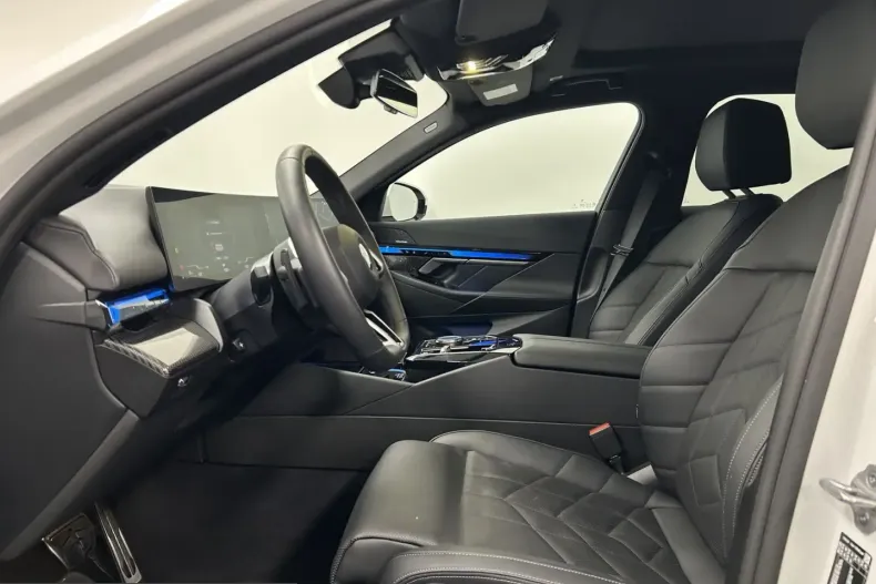 BMW 520 (Seria 5) din 2025 cu 15.100 km - oferta BMW246636 - foto 4