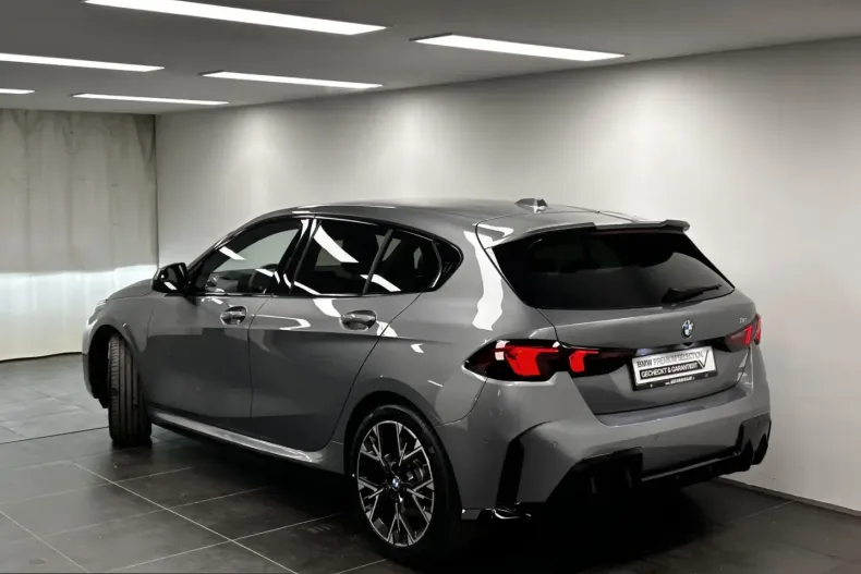 BMW 116 (Seria 1) din 2025 cu 5.894 km - oferta BMW246639 - foto 2