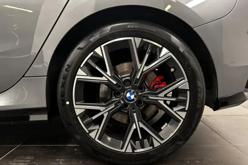 BMW 116 (Seria 1) din 2025 cu 5.894 km - oferta BMW246639 - foto 6