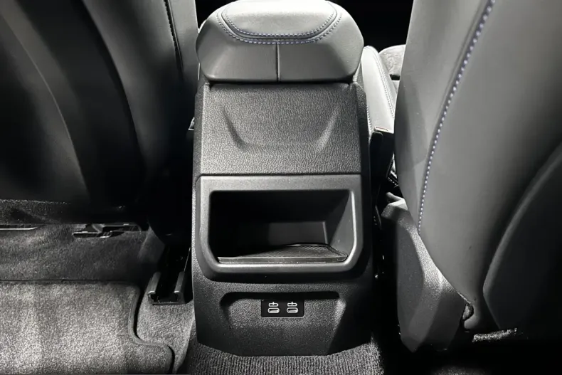 BMW 116 (Seria 1) din 2025 cu 5.894 km - oferta BMW246639 - foto 14