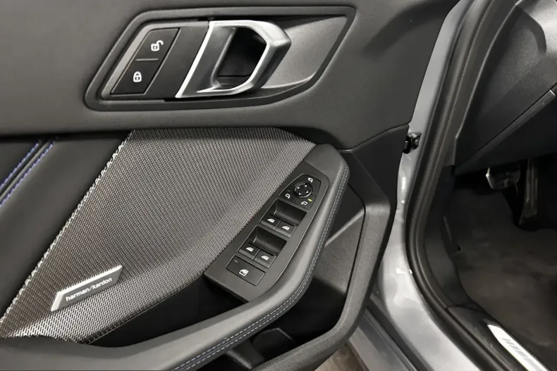 BMW 116 (Seria 1) din 2025 cu 5.894 km - oferta BMW246639 - foto 30
