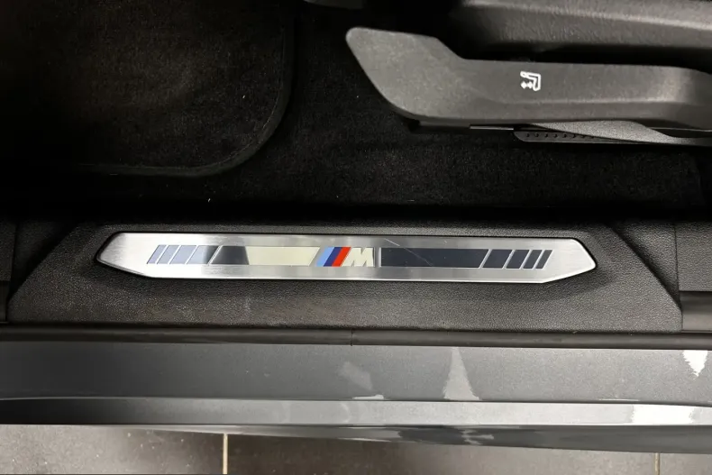 BMW 116 (Seria 1) din 2025 cu 5.894 km - oferta BMW246639 - foto 32