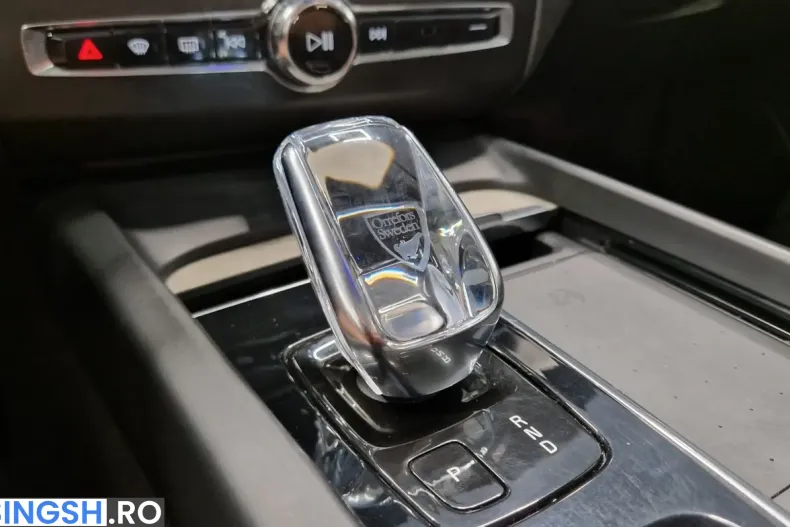 Volvo XC60 din 2021 cu 149.430 km - oferta VOL246642 - foto 19