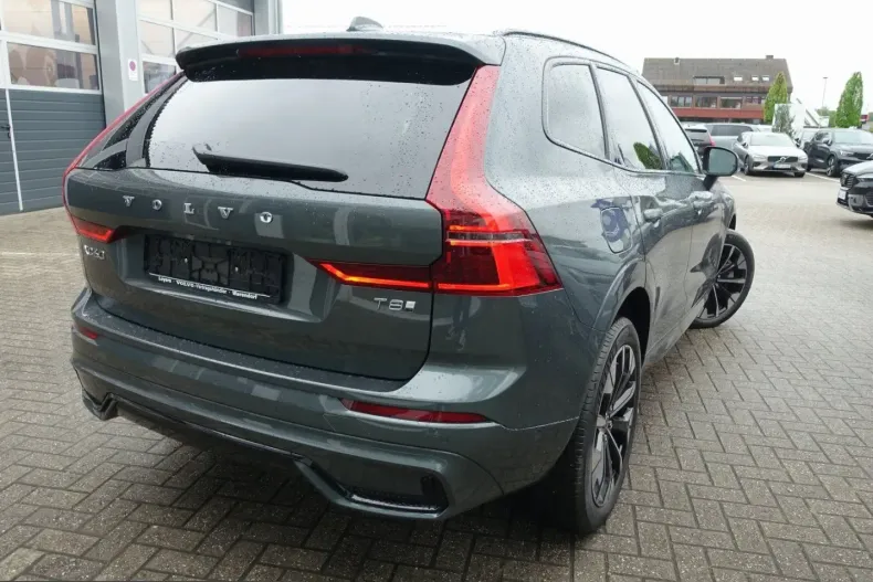 Volvo XC60 din 2025 cu 11.900 km - oferta VOL246644 - foto 2