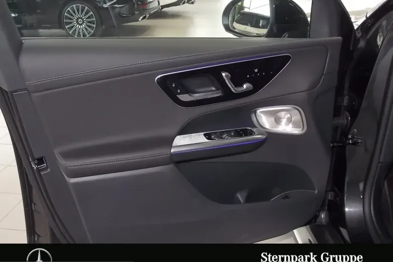 Mercedes-Benz GLC 400 (Clasa GLC) din 2024 cu 35.000 km - oferta MER246648 - foto 17