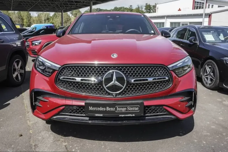 Mercedes-Benz GLC 400 (Clasa GLC) din 2023 cu 7.677 km - oferta MER246649 - foto 4