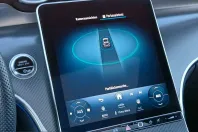 Mercedes-Benz GLC 200 (Clasa GLC) din 2023 cu 21.938 km - oferta MER246654 - foto 34