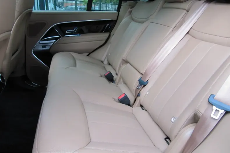 Land Rover Range Rover din 2025 cu 9.875 km - oferta LAN246662 - foto 13