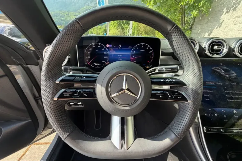 Mercedes-Benz CLE 200 (Clasa CLE) din 2025 cu 23.450 km - oferta MER246663 - foto 10
