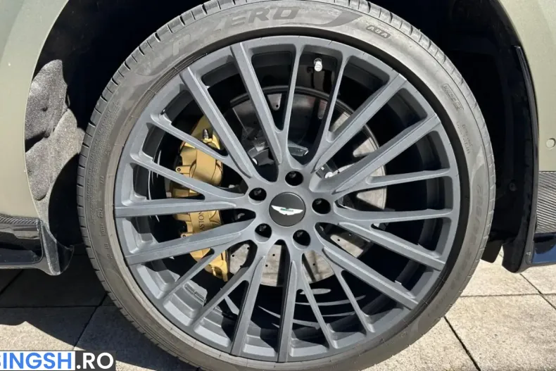 Aston Martin DBX din 2024 cu 19.480 km - oferta AST246683 - foto 9