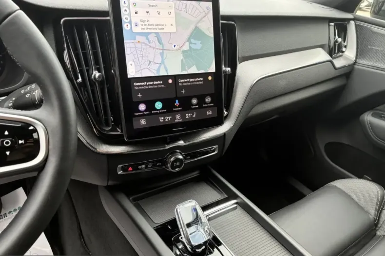 Volvo XC60 din 2025 cu 25.940 km - oferta VOL246684 - foto 15