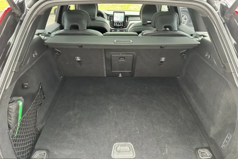 Volvo XC60 din 2025 cu 25.940 km - oferta VOL246684 - foto 19