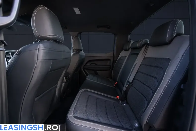 Volkswagen Amarok din 2025 cu 3.772 km - oferta VOL246685 - foto 14