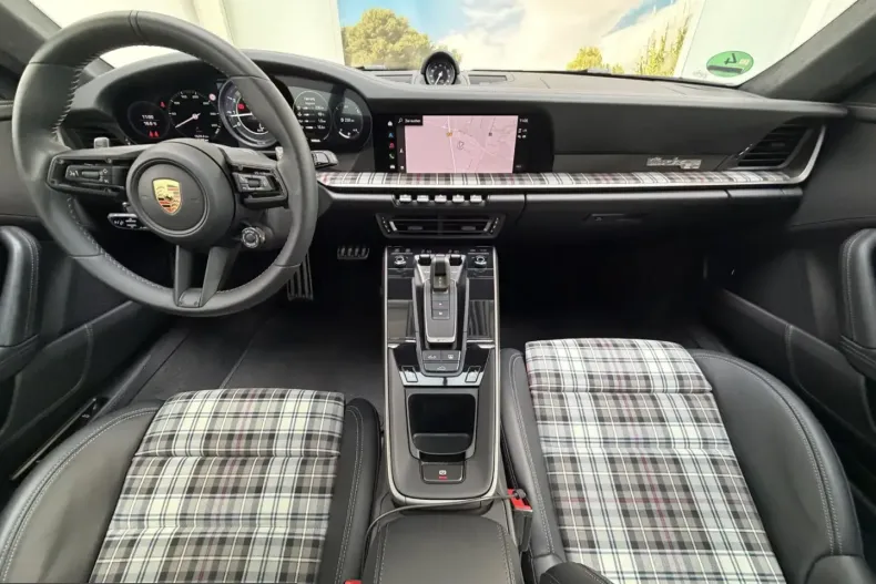 Porsche 992 din 2025 cu 7.550 km - oferta POR246686 - foto 6
