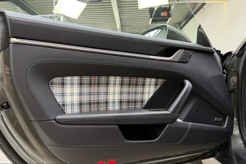 Porsche 992 din 2025 cu 7.550 km - oferta POR246686 - foto 19