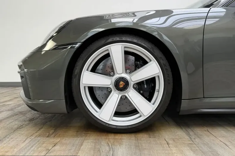 Porsche 992 din 2025 cu 7.550 km - oferta POR246686 - foto 27