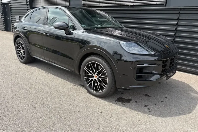 Porsche Cayenne din 2025 cu 10.700 km - oferta POR246688 - foto 3