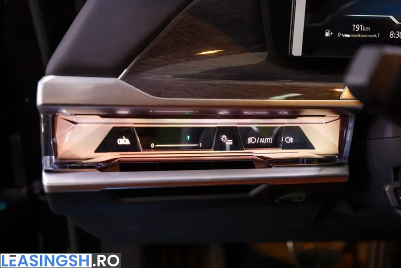 BMW 740 (Seria 7) din 2026 cu 20 km - oferta BMW246692 - foto 28