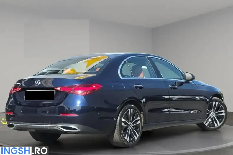 Mercedes-Benz C 300 (Clasa C) din 2022 cu 66.000 km - oferta MER246693 - foto 5