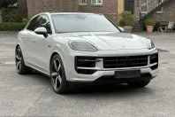 Porsche Cayenne din 2023 cu 6.200 km - oferta POR246695 - foto 1